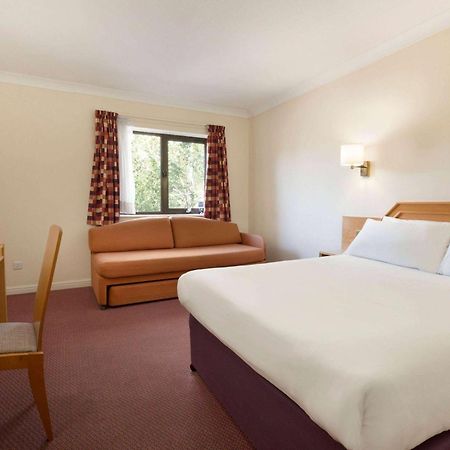 Days Inn Southampton Rownhams Chilworth  Kültér fotó