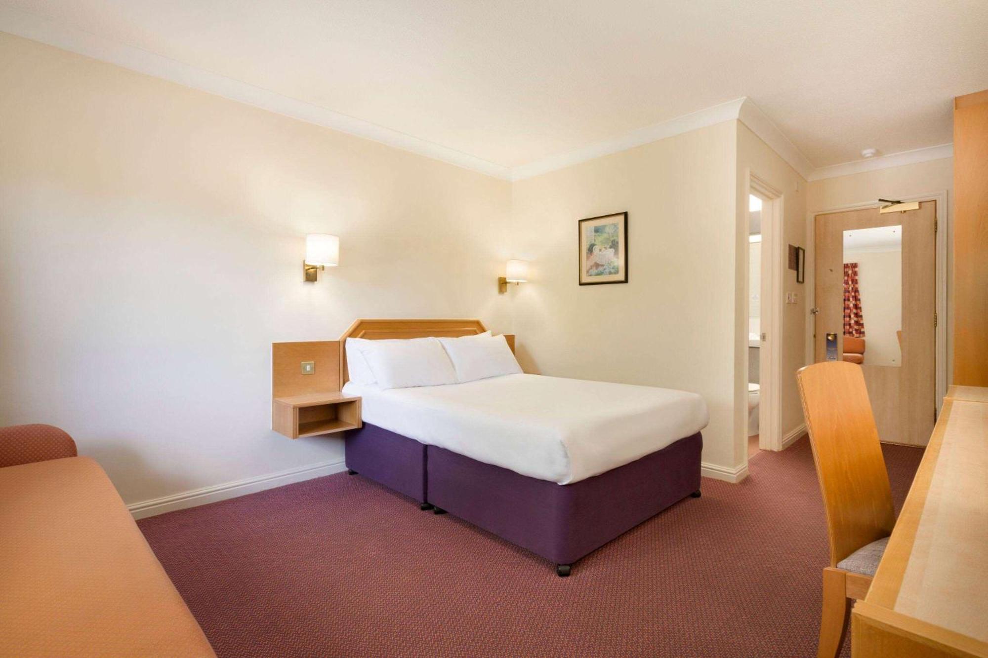 Days Inn Southampton Rownhams Chilworth  Kültér fotó