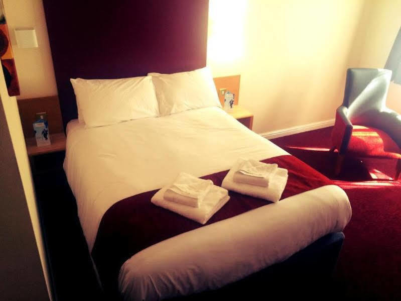 Days Inn Southampton Rownhams Chilworth  Kültér fotó