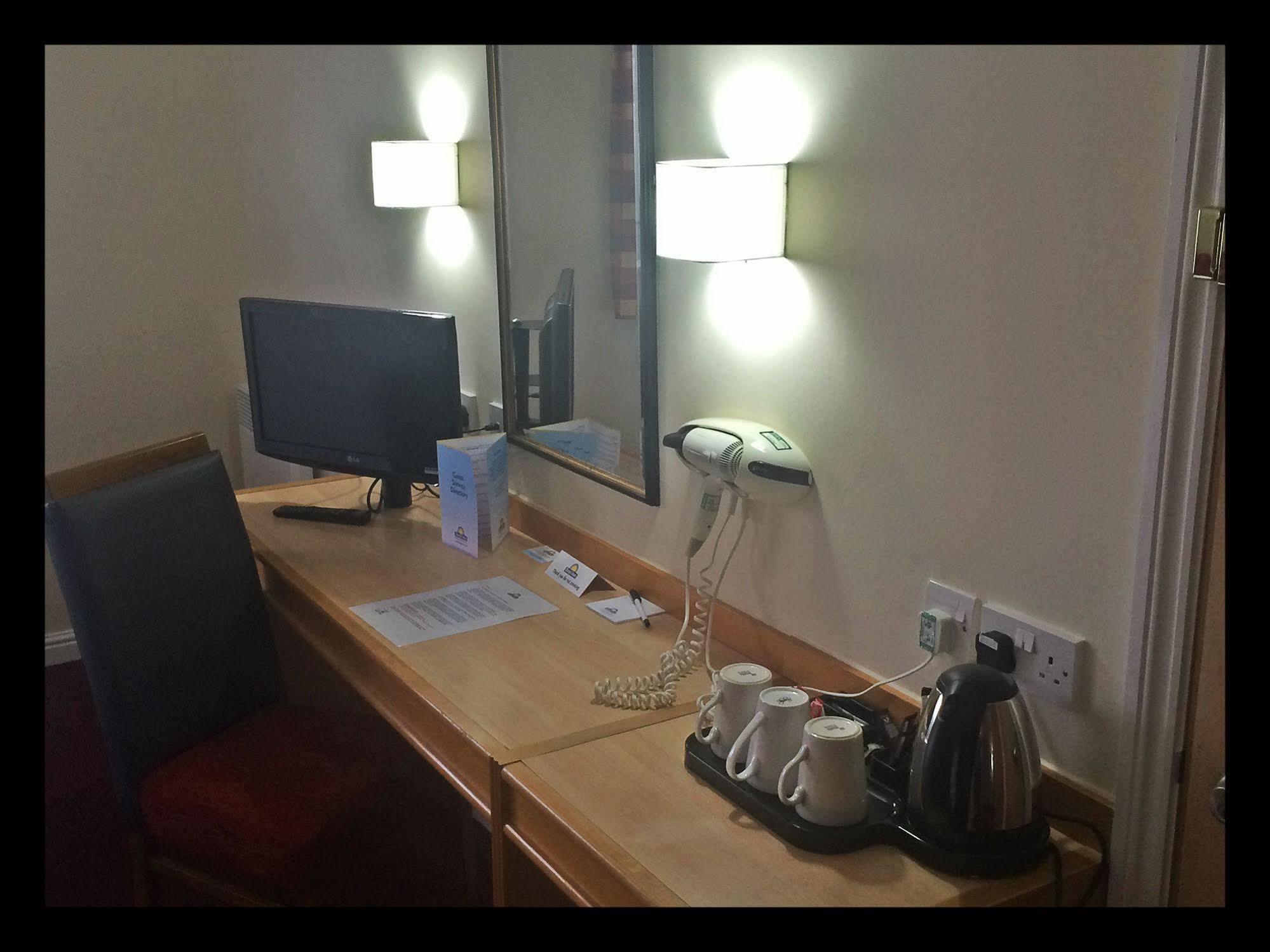 Days Inn Southampton Rownhams Chilworth  Kültér fotó