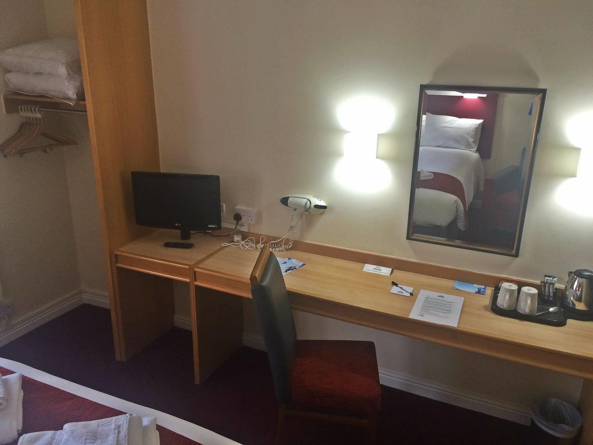 Days Inn Southampton Rownhams Chilworth  Kültér fotó
